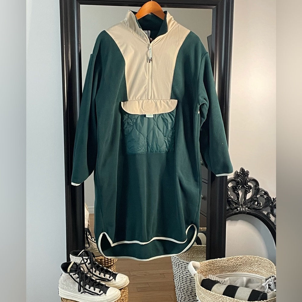 Twick polar dress